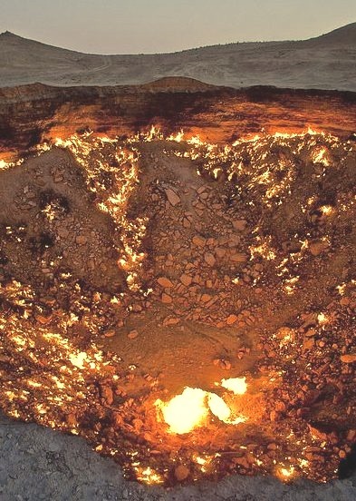 The gates to hell, Darvaza Gas Crater in Turkmenistan