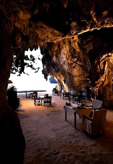 Restaurant inside The Grotto, Rayavadee Resort / Thailand